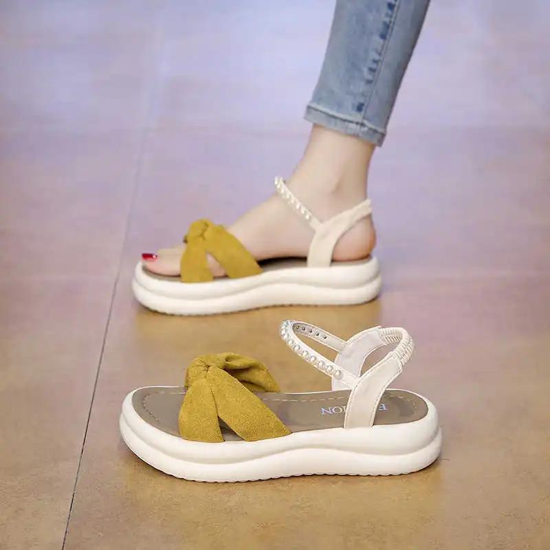 Fashion Super Lightweight T Strap Women Slipper Luxury Brand Large Size Sandals Shoes Ladies Boots Size 44 Sneakers Sports Joggings