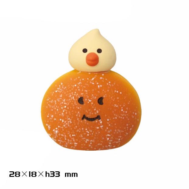 

Japanese Cat Resin Bread Ornament for Coffee Shop Decor