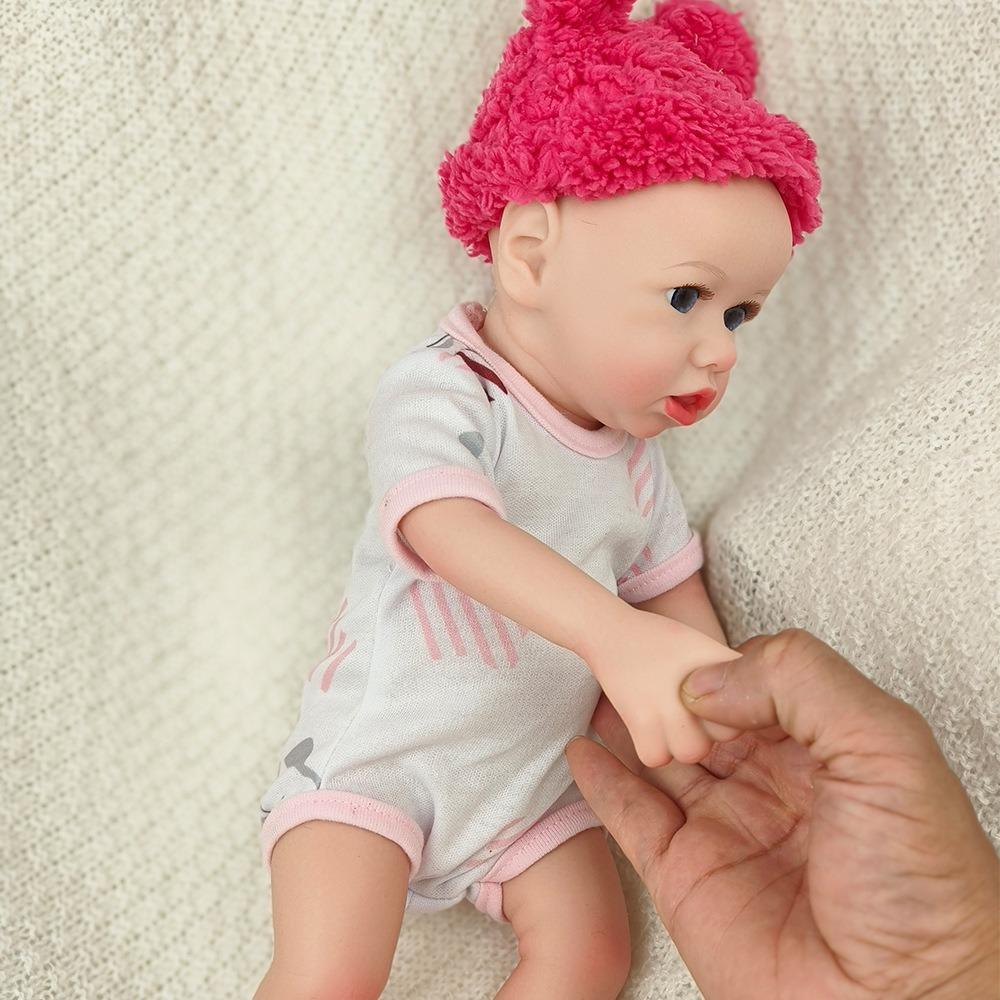 Soft Elastic Pure Silicone Solid Full Body Reborn Doll Saskia Lifelike Cuddly Finished Emulation Doll Hand Painted Hair Baby Doll Kid Bedtime Play Toy