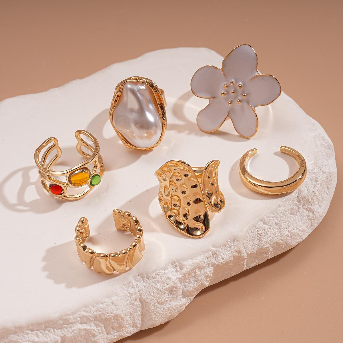Six-piece set of metal pleated round flower pea open ring unique jewelry