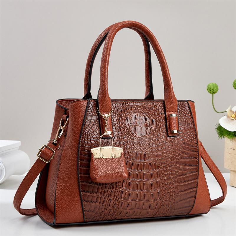 Crocodile pattern handbag New large-capacity women's messenger bag Casual commuter shoulder bag