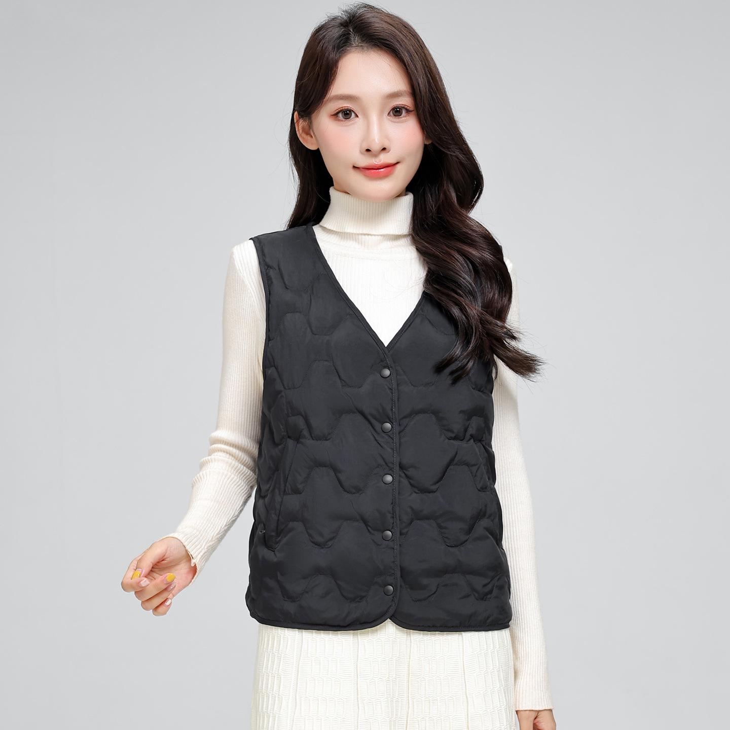 

Women s Lightweight Down Vest - Stylish & Warm for Autumn/Winter 2025 3XL чорний
