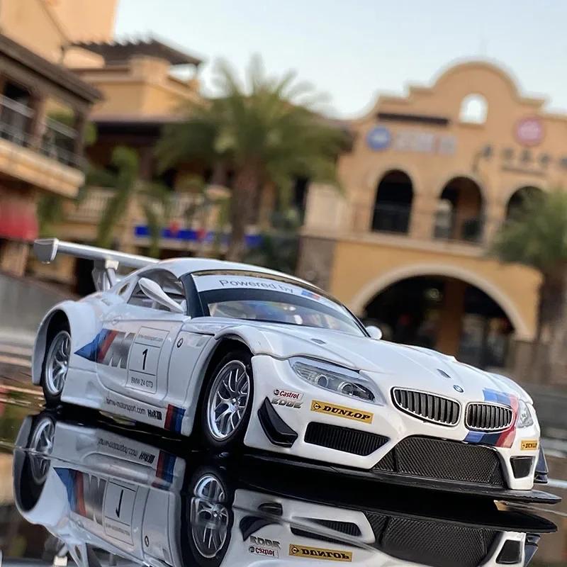 

1:24 BMW Z4 M6 GT3 M4 DTM CSL Alloy Racing Car Model Diecasts Simulation Metal Toy Vehicles Car Model Collection Toys Gift