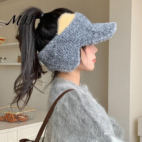 Thoughtful Gift for Besties Winter Visor Cap with Ear Flaps, Plush Beanies Brim, Open Top, Outdoor Sports Headwear Cute Cat Ears Warm Ponytail