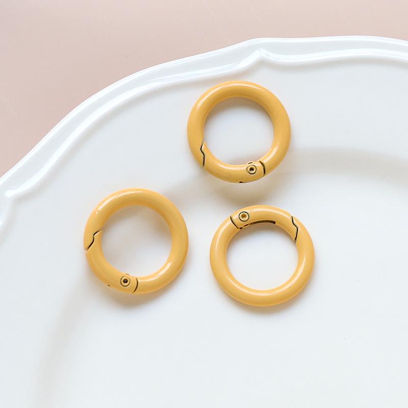 Macaron Color Heart Ring Keychain Clasp for DIY Jewelry, Bracelets, and Phone Chains