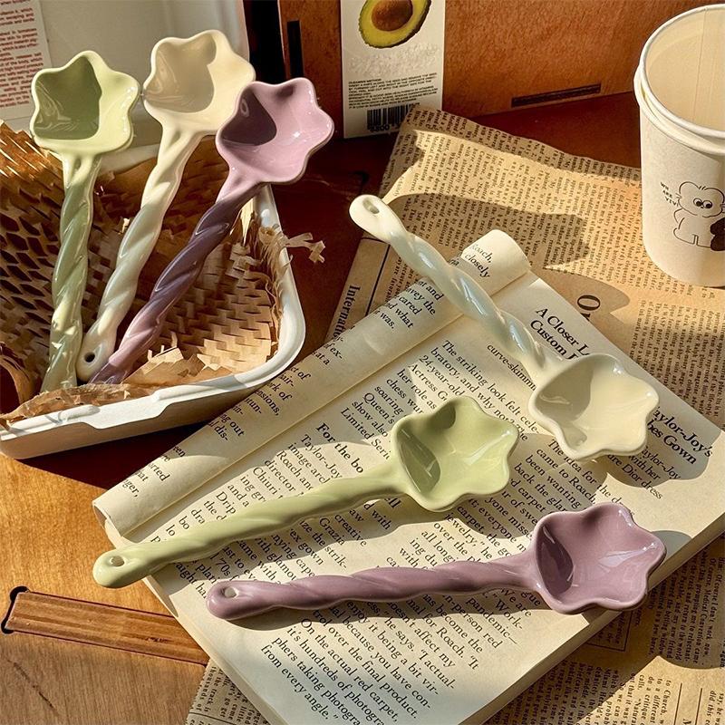 Ceramic Star Shaped Spoon Twisted Spoon Cute Long Handled Cream Design Coffee Stirring Spoon