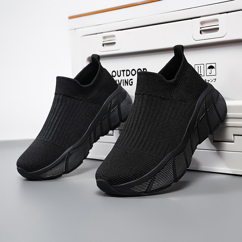 Lazy Comfortable Spring and Autumn Fly-woven Socks Shoes Thick-soled Large-size Sports Shoes Shock-absorbing Running Shoes