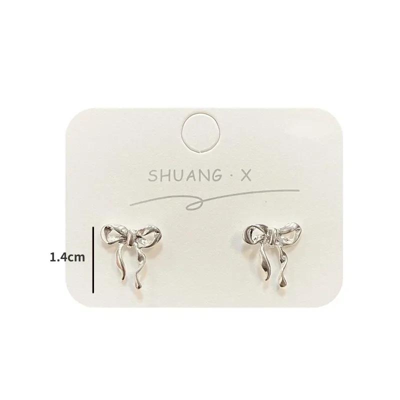 1 Paire Boucles d'Oreilles Puces Noeud Douces Mignonnes pour Femmes Corée Couleur Cuivre Boucles d'Oreilles Ruban Simples Minimalistes Piercing d'Oreille Cadeaux Zircon