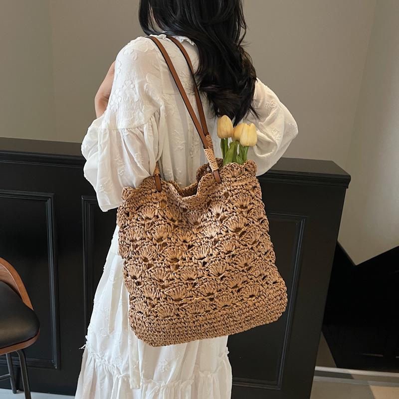 2025 Spring New Casual Commuter Bag Straw Bag Fashion Trend Large Capacity Shoulder Messenger Tote Bag