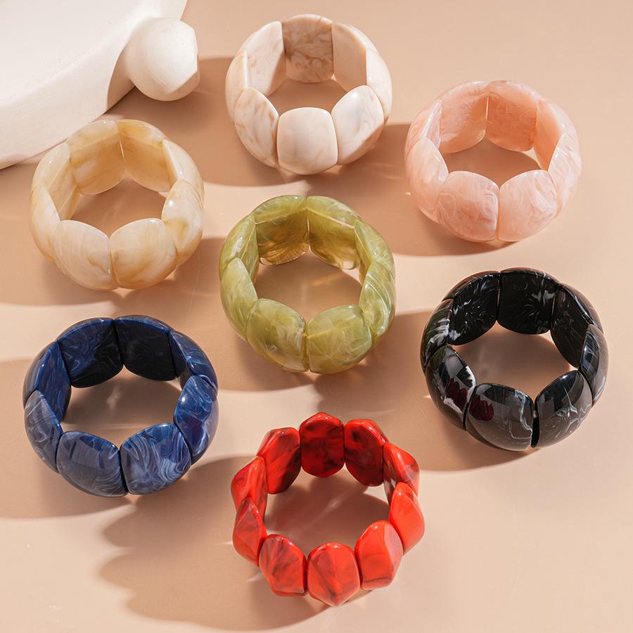 Exquisite Acrylic Marbled Square Spliced Bracelet – High-End, Unique, and Stylish