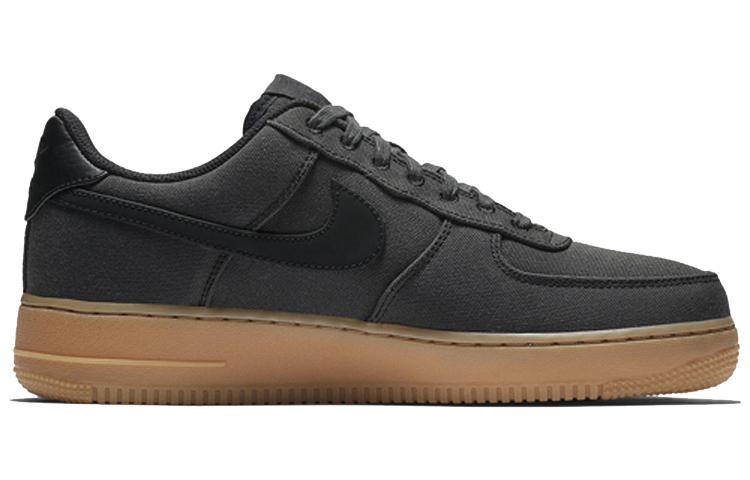 Nike Air Force 1 Low '07 Schwarz Gummi AQ0117-002