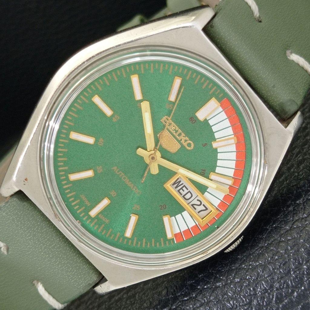 

SEIKO 5 AUTOMATIC VINTAGE JAPAN MENS GREEN COLOR DIAL WATCH a701561-5 R206b-a701561