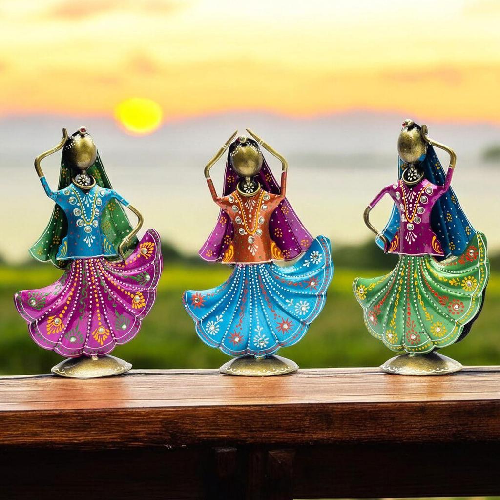 Set of 3 Metal Figurine Dancers Home Decor Item for Living Room, Bedroom, Wedding Festive Housewarming Gift Showpiece