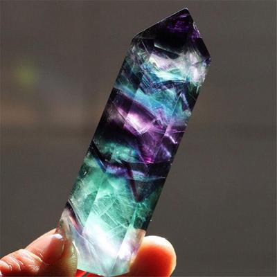 Přírodní Barevný Fluorit Jednošpičatý Sloup Původní Kámen Leštěný Krystal Šestihranný Sloup Ornament Energetický Kámen dekor