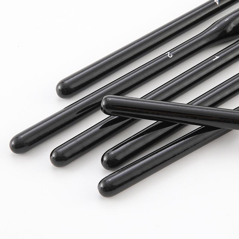 Triangular Weasel Hair Brush Set: Wooden Rod Outlining & Line Drawing for Watercolor and Oil Painting.