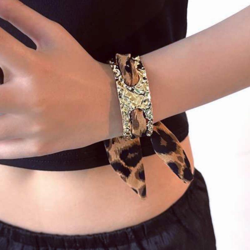 Y2K Leopard Print Ribbon Metal Bracelet - Women's Retro European Style Fashion Accessory.