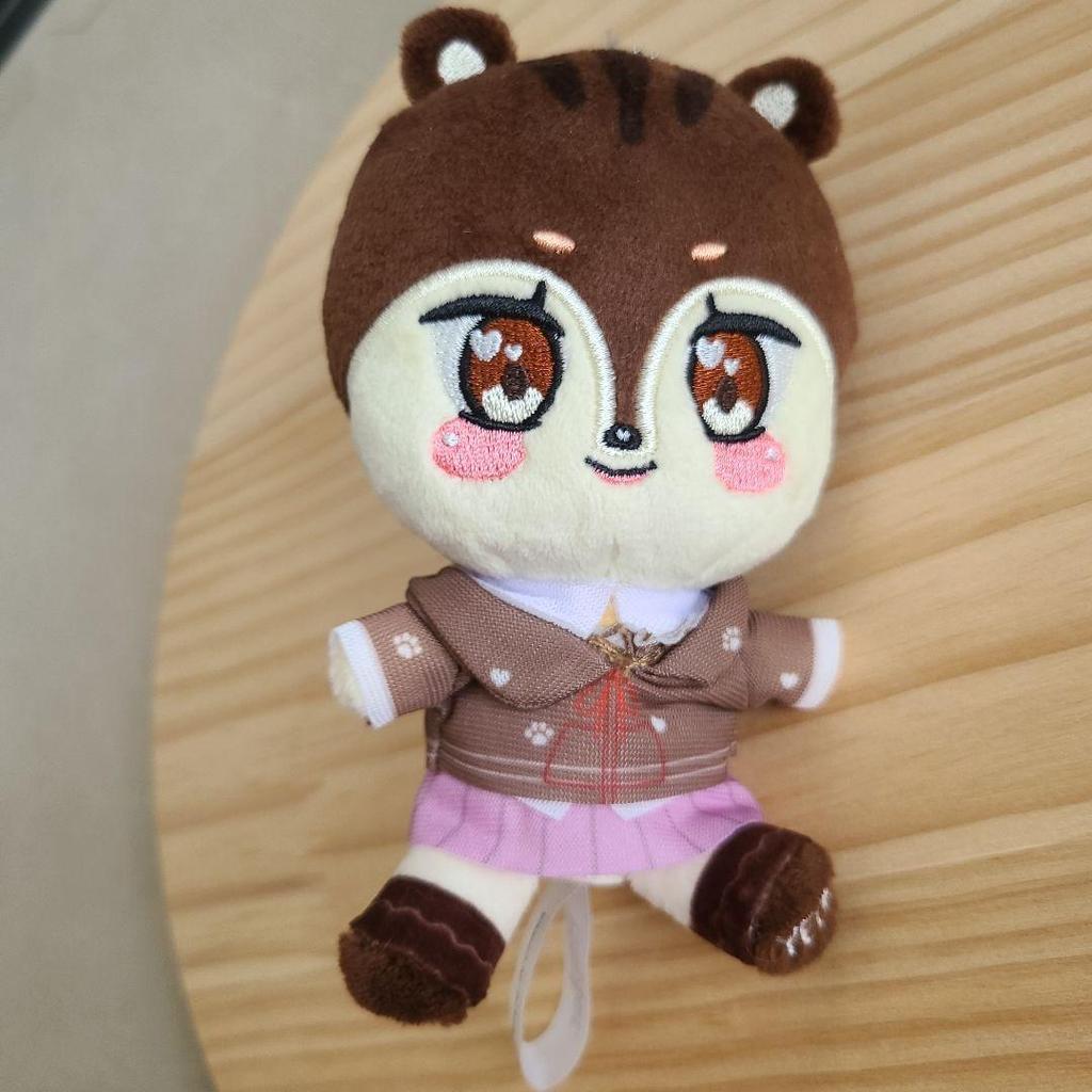 Used Kep1er stuffed keychain (Dayoung, Chaehyun, Mashiro)