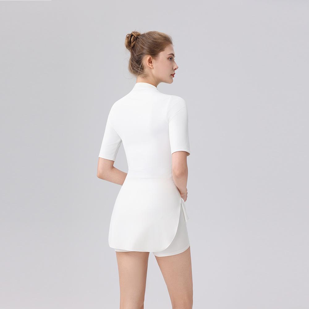 Vestido de Tênis Elegante com Barra de Babados e Shorts Internos