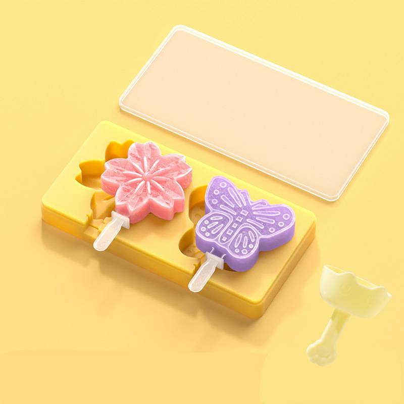 Food Grade Silicone Ice Cream Mould Heart-Shaped Snowman Christmas Tree Popsicles Mold Reusable Kids Homemade Frozen Popsicle