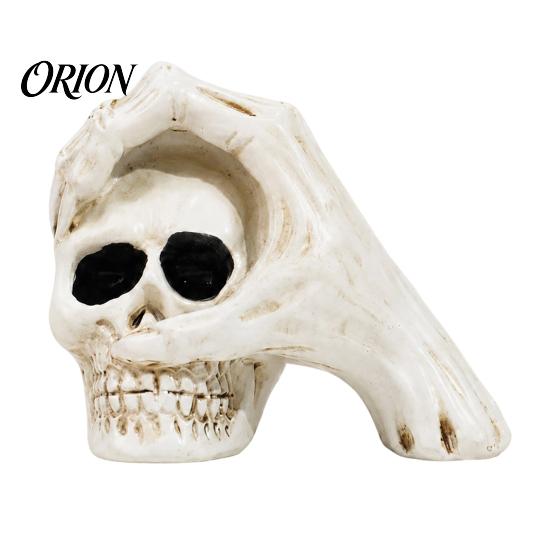 Durable Resin Craft Decor Halloween Skull Hand Sculpture, Gothic Skeleton Head Figurine, Spooky Vintage Yellowed Sculpture Decoration for Bedroom