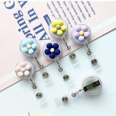 Women Cute Flower Retractable Badge Reel ID Lanyard Name Tag White Collar Badge Holder Reels Keychain Card Holder Accessories