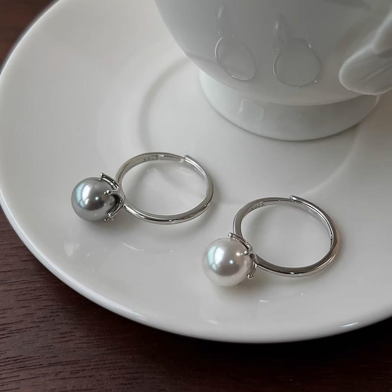 Elegant Pearl French Retro Adjustable Ring for Women - Unique, Luxury Design