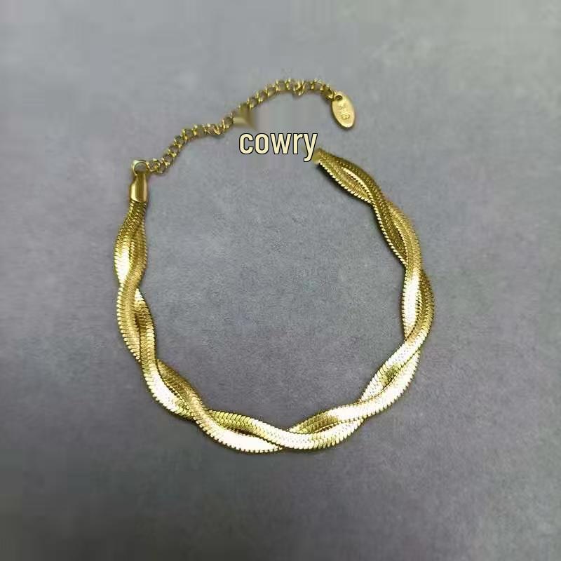 18K Gold Trendy Cuban Link Necklace: European & American Style, Non-Fading, Fashionable Personalized Chain, High-End Jewelry.