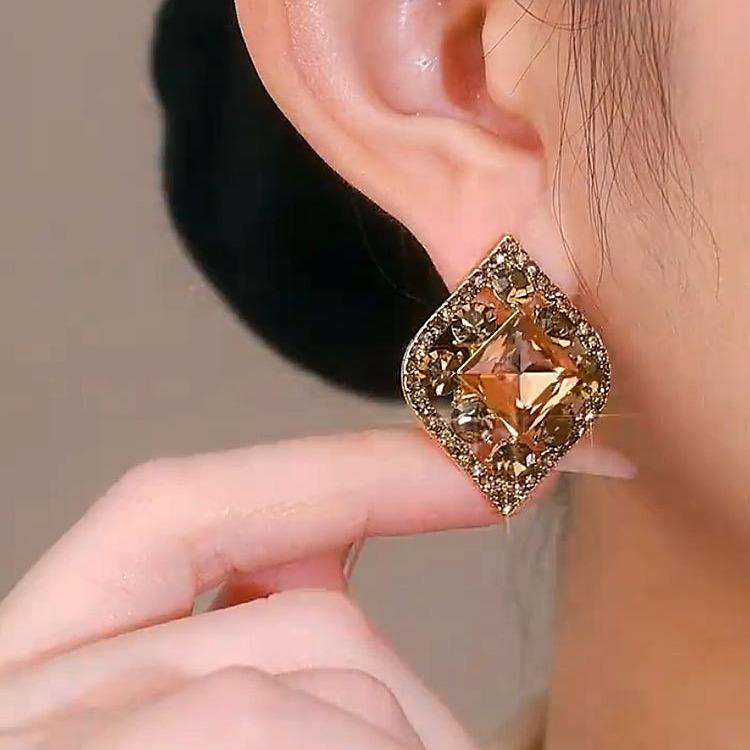 Silver Needle Coffee Crystal Exaggerated Rhombus Big Stud Earrings Light Luxury Temperament Niche Design Foreign High-end Earrings