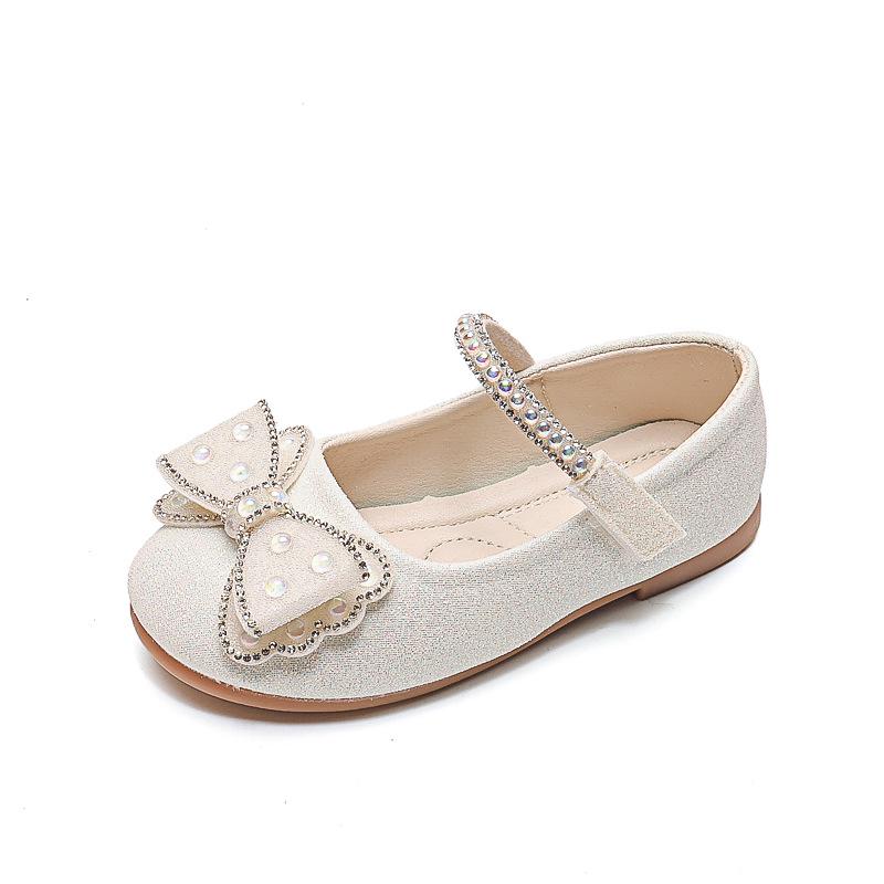 Girls' 2025 Autumn Princess Shoes: Stylish Round Toe Soft Soles with Shiny Bow Crystal Design