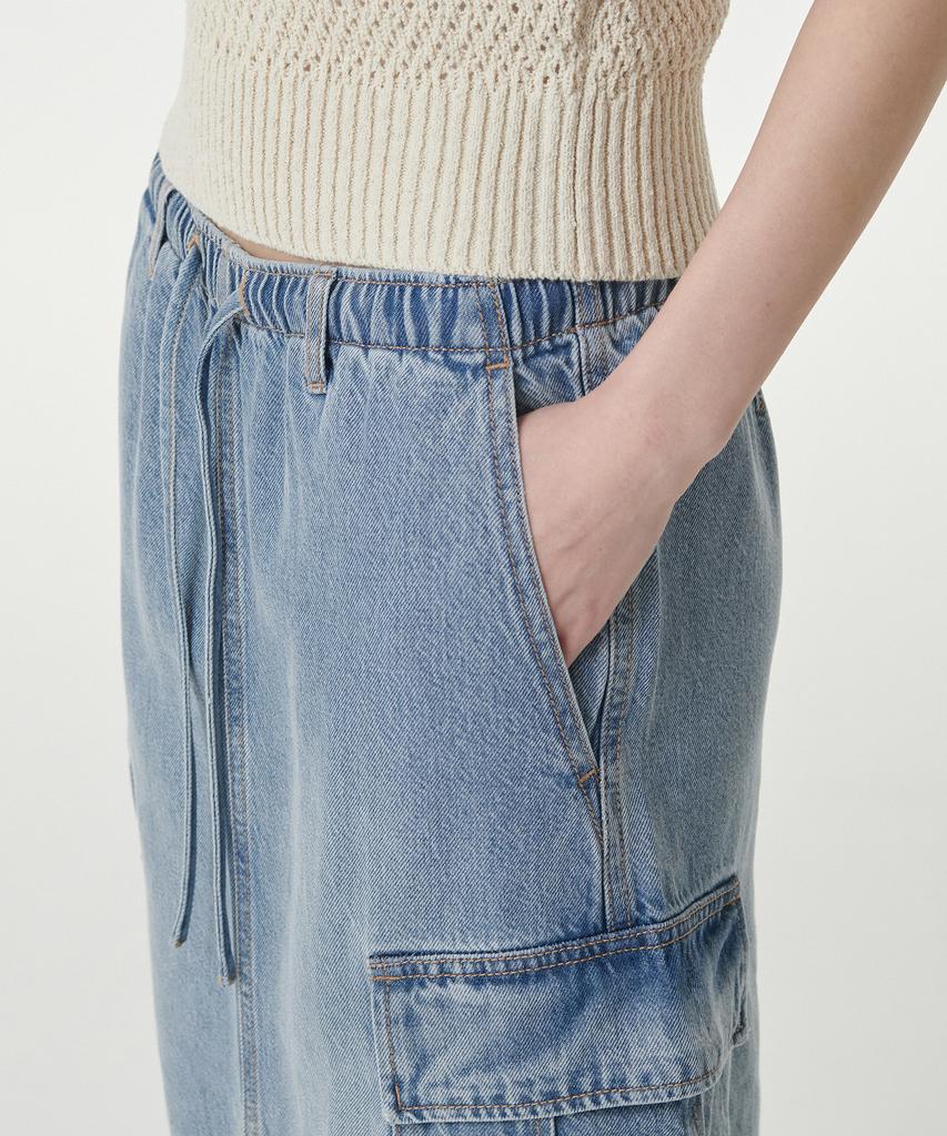 Musinsa Standard Woman Women'S Denim Cargo Elastic Waist Maxi Skirt [Light Indigo]