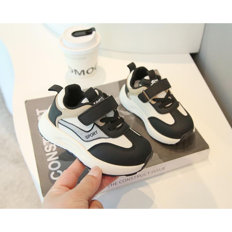 Kids Lightweight Soft Sole Breathable Casual Running Sneakers For Boys And Girls