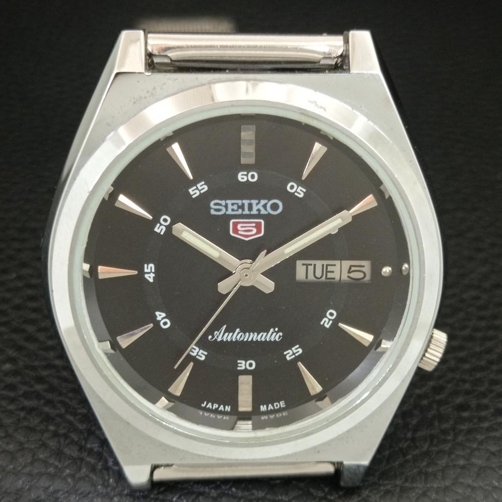 VINTAGE REFURBISHED SEIKO 5 AUTOMATIC JAPAN MENS BLACK DIAL WATCH A709187-1