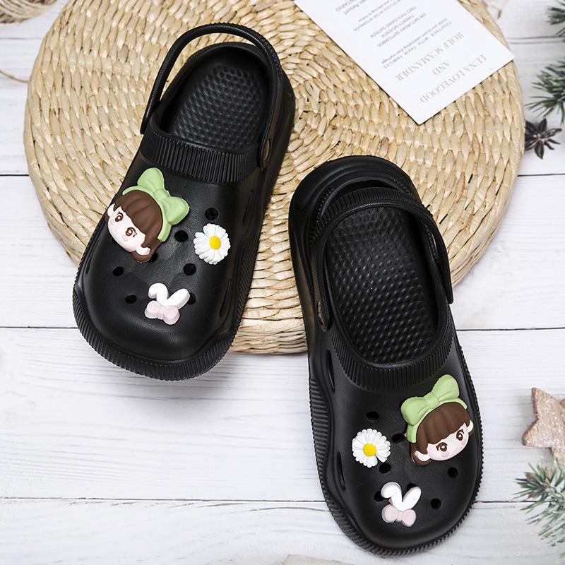 2025 Summer Fashion Women's Shoes Hole Shoes Wear Non-slip Bag Head Cartoon EVA Beach Sandals Soft-soled Slippers
