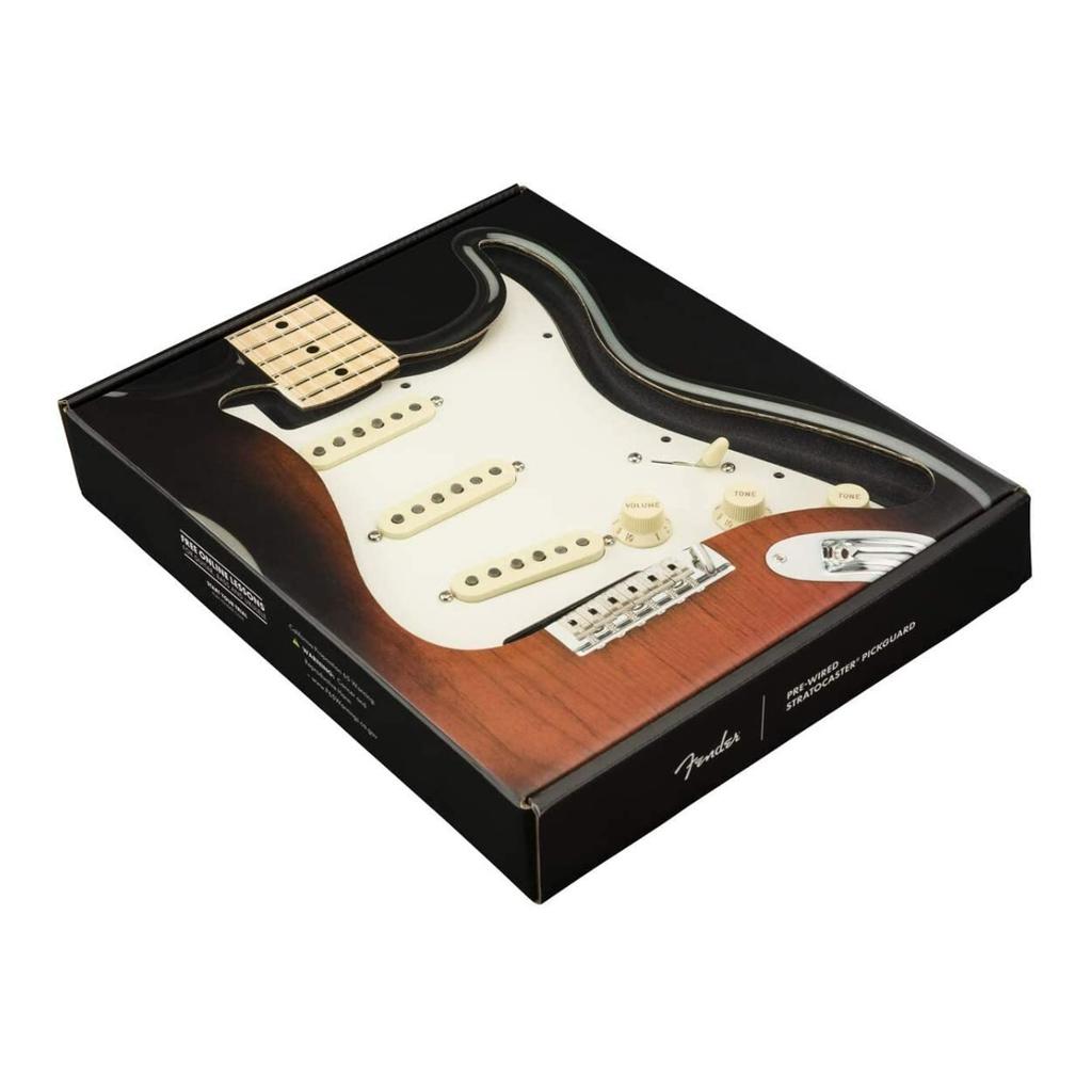 Fender Strat Custom Shop Custom Parchment PG Pre-Wired Pickguard, '69 SSS, 11-Hole