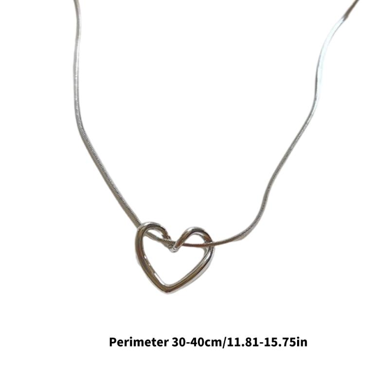 Stylish Hollow Heart Pendant Necklace Chain Necklace Handmade Necklace Alloy Texture Suitable for Party Everyday Wear
