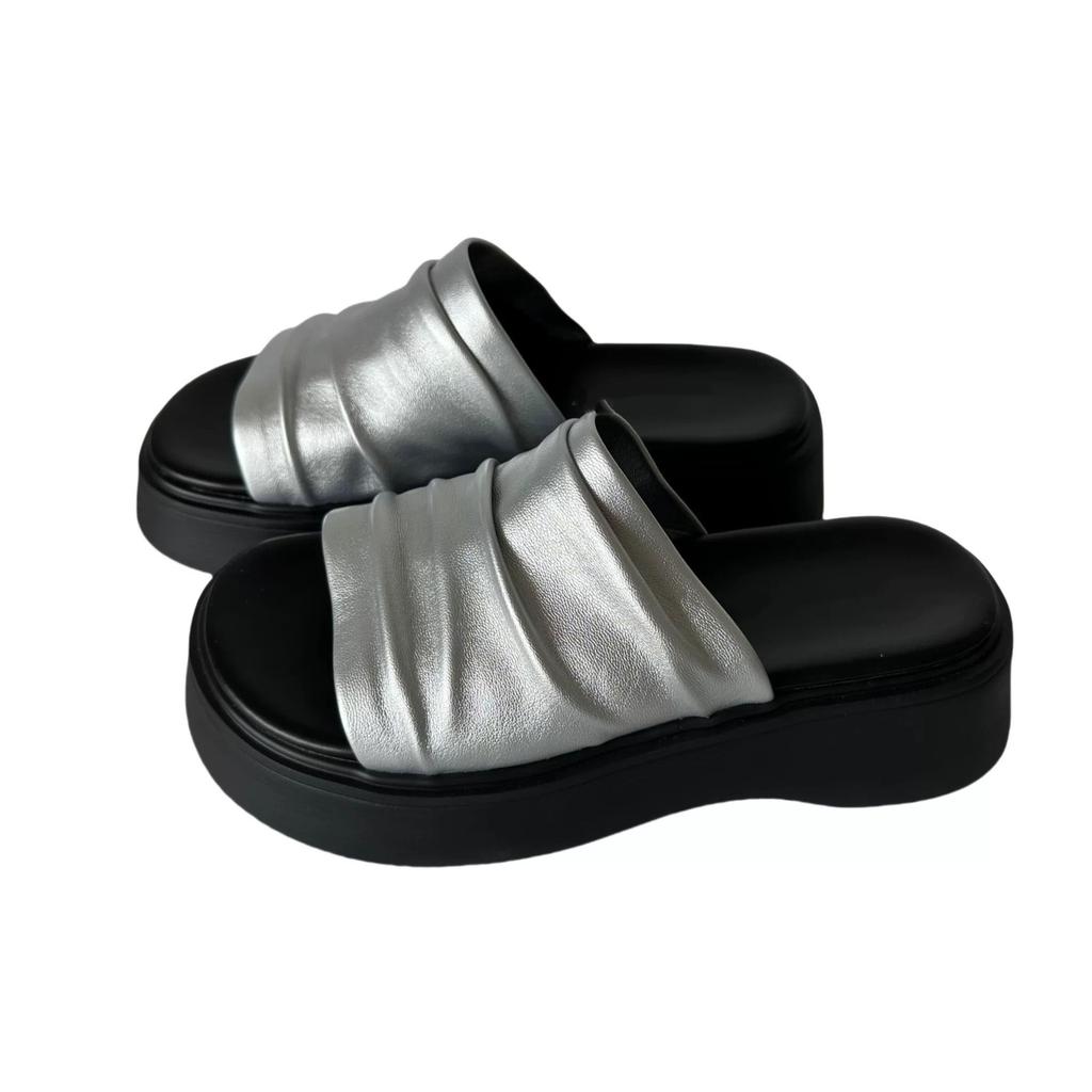 Holiday wind pleated thick-soled one-word slippers summer new outer wear heightened non-slip cool slippers