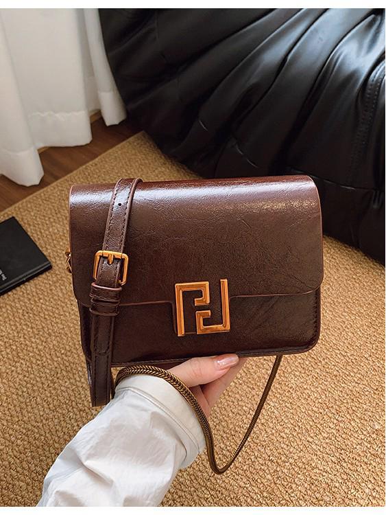 

2024 Trendy Women s High-End Retro Crossbody Square Bag темно-коричневого