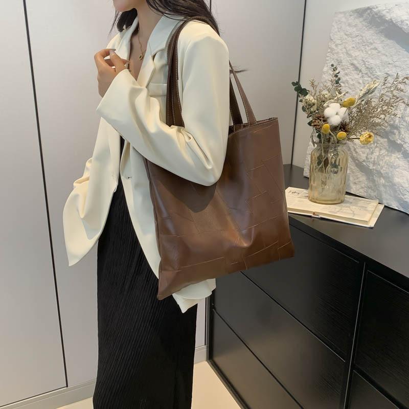 Stylish Large Capacity Women's Tote Bag 2024 New Fashion Casual Trendy Pu Shoulder Bag