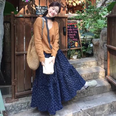 Retro Floral Skirt for Women In Spring New High-waisted Slimming Hips A-line Skirt Mid-length Large Hem Skirt