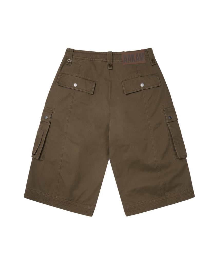 AAKAM Knee Pin-Tuck Bermuda Cargo Pants (Brown)