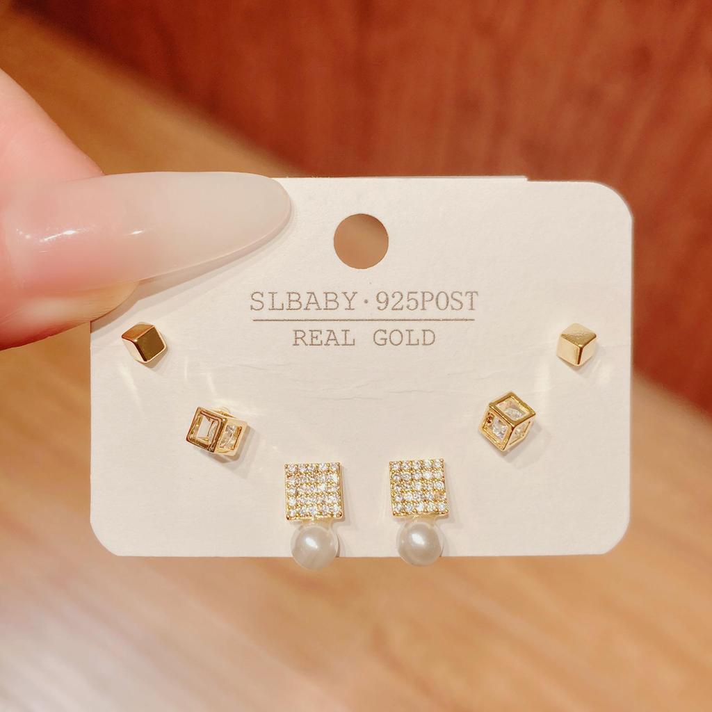 Allergic Returns New Year Earrings: Women's Elegant Gold-Plated, Eco-Friendly High-End Earrings.