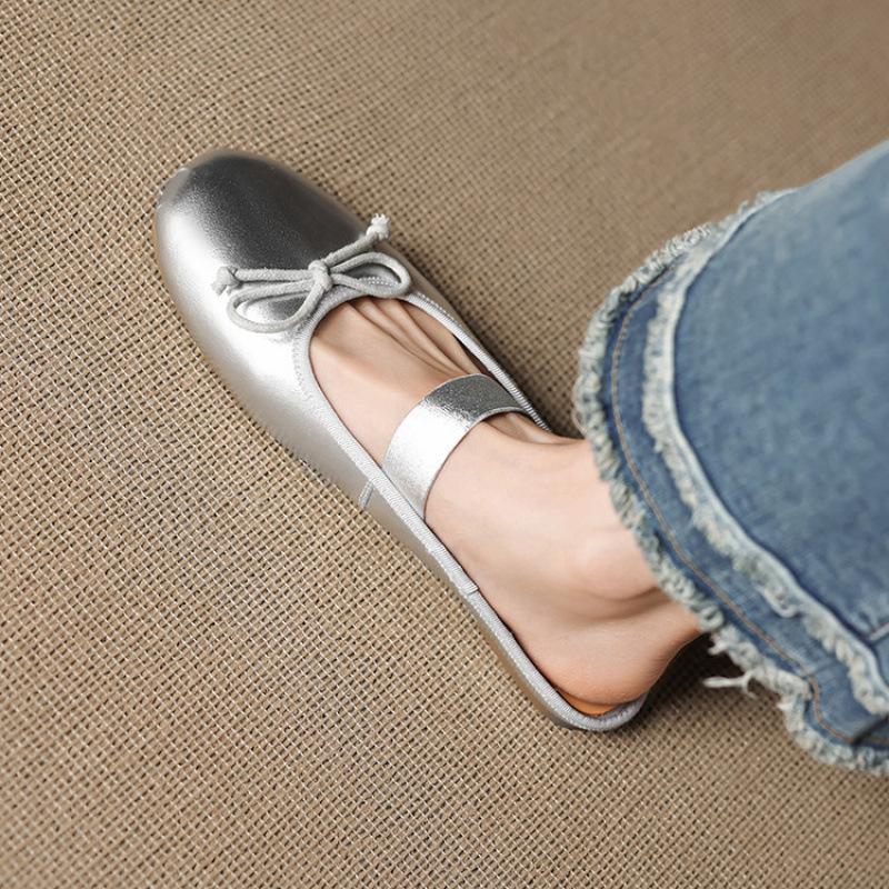 

New comfortable flat-bottomed slippers summer baotou slippers casual large size leather cool slippers beef tendon soft bottom one pedal 39 серебряный