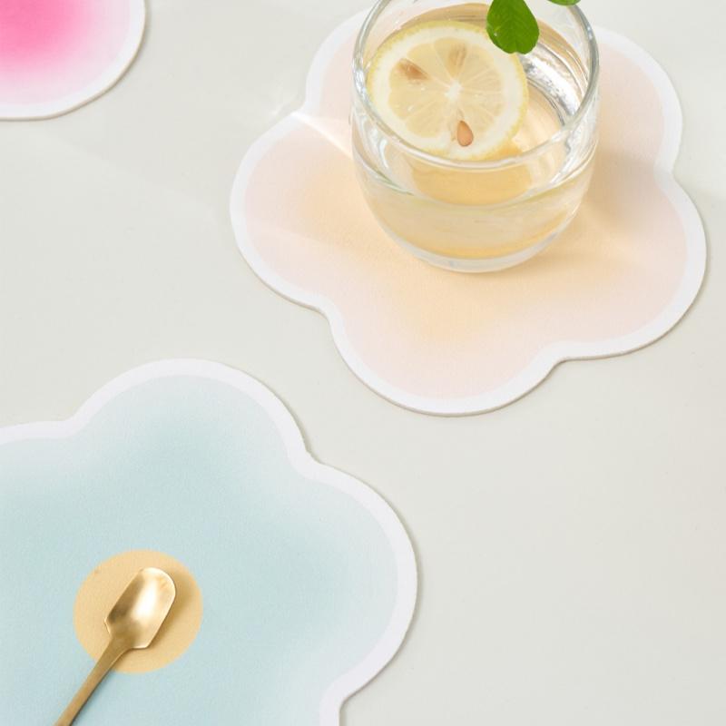 Flower Leather Coasters Heat Insulating Placemats Anti-scald Non-slip Pans Mat Creative Household Gradient Color Table Mats