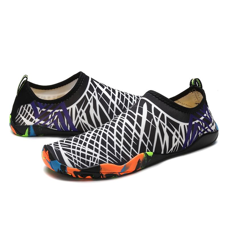 

Unisex Aqua Shoes Outdoor Comfortable Lightweight Beach Barefoot Swimming Snorkeling Surfing Quick Drying Water Sports Shoes 35 черный белый