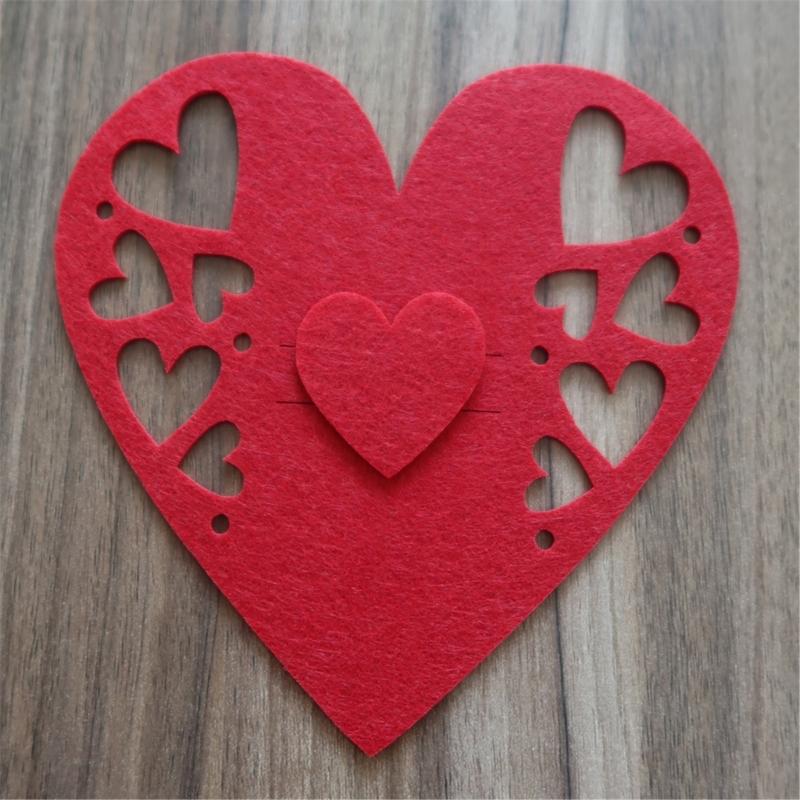 4pcs Nonwoven Cutlery Bag Pocket Valentines Day Heart Fork Knife Spoon Holder Kitchen Tableware Organizers Table Decor