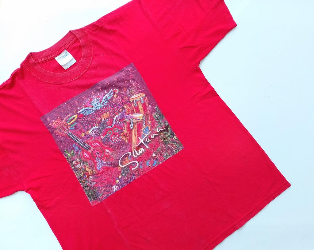 Vintage 2000 Santana Supernatural T-Shirt size XL (W 23.5 x L 28)