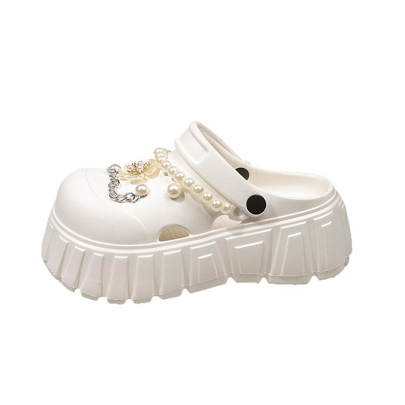 Mode Loch Damenschuhe neu Sommer tragen Perle Schmetterling Strass Zubehör vielseitig rutschfest coole Hausschuhe