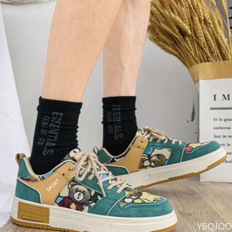 Fashion Small Men's Shoes Summer Edition Breathable Board Shoes Casual Versatile Thick Bottom Anti Slip Simple Comfortable Sports Shoes