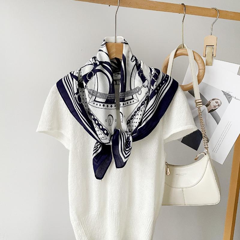 Fashion Geometric Chain Printed Square Scarf Versatile Women S Decorative Neck Scarf