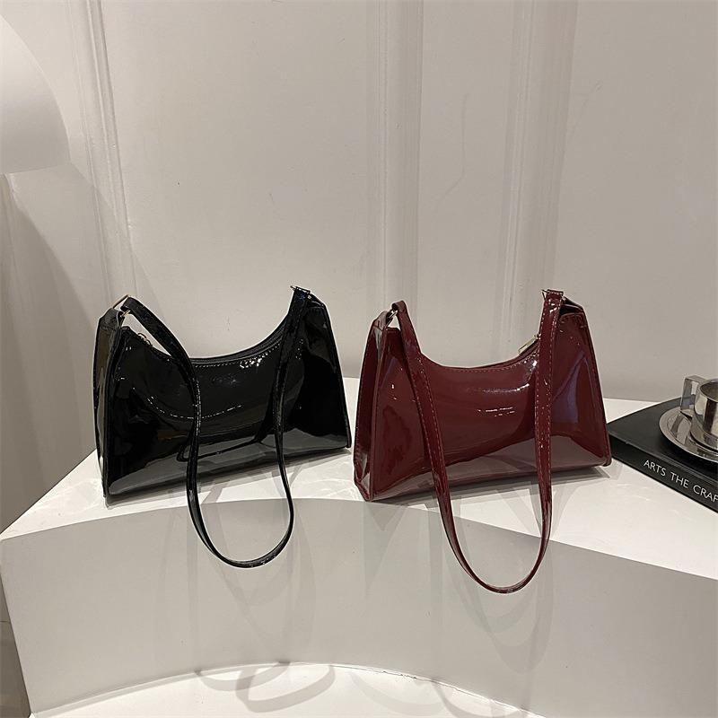 Simple texture, underarm women's bag, baguette bag, new fashionable glossy portable shoulder bag
